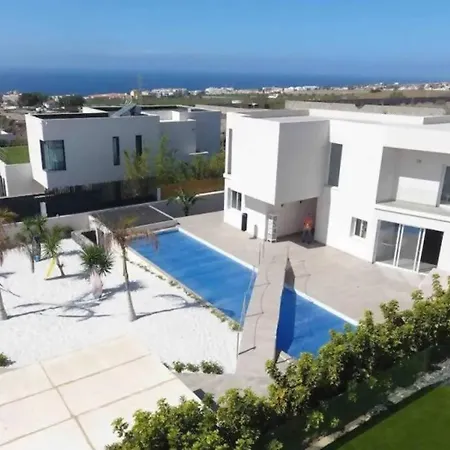 Paraiso House